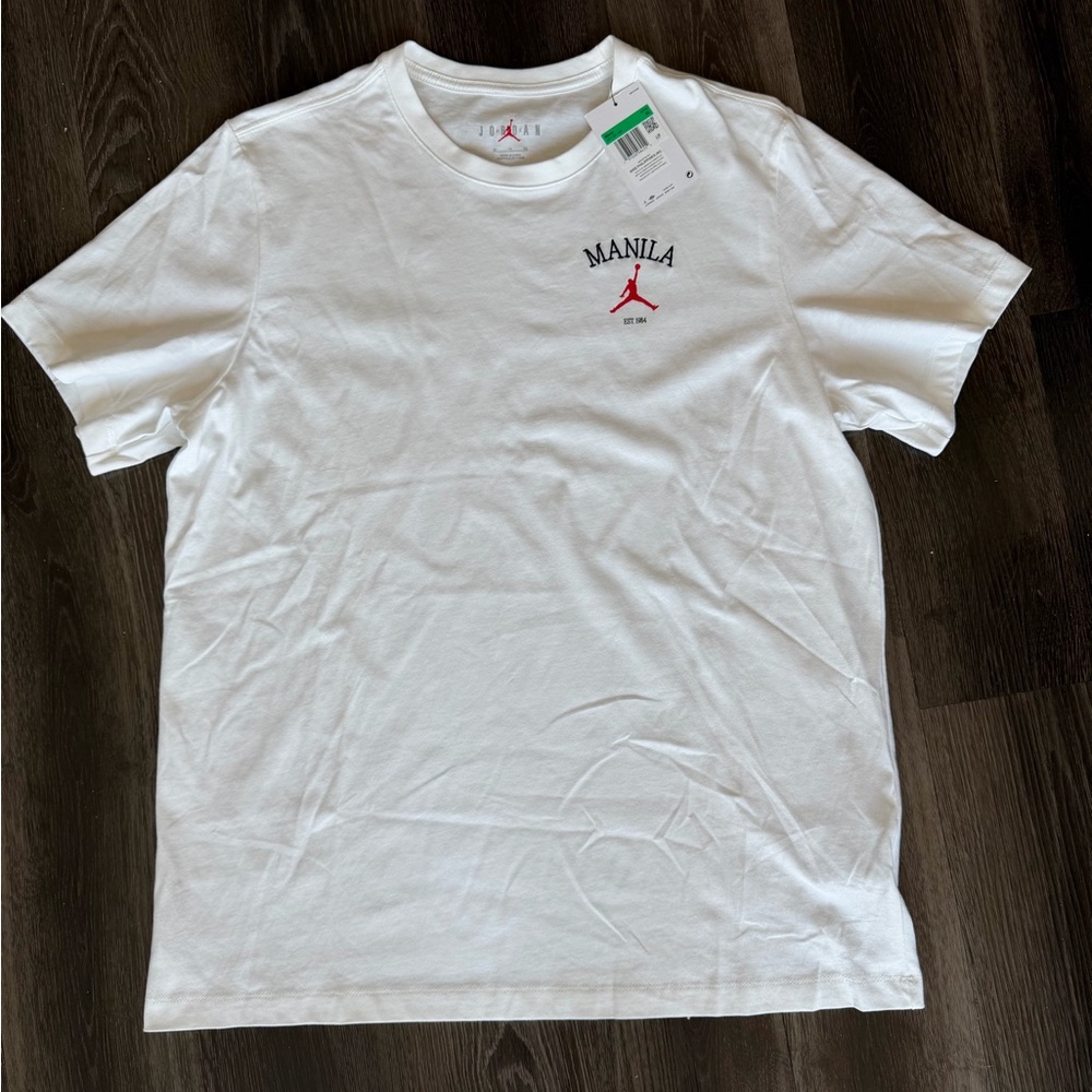 NWT Manila x Jordan Short-Sleeve T-Shirt - White men size XL